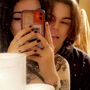 Meet your Posher, Maddie